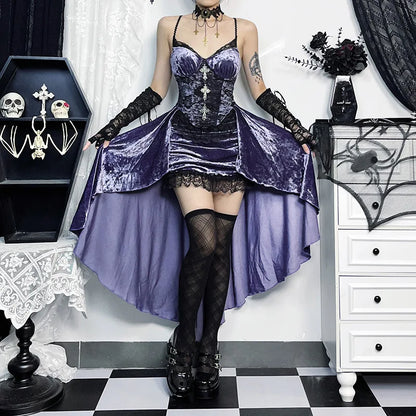 Gothic-Kleid aus dunklem Samt 